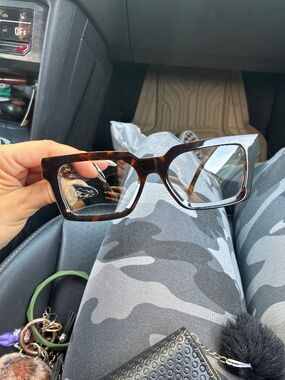 Louis Vuitton eye wear